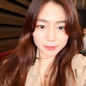 Meet your Posher, Esder